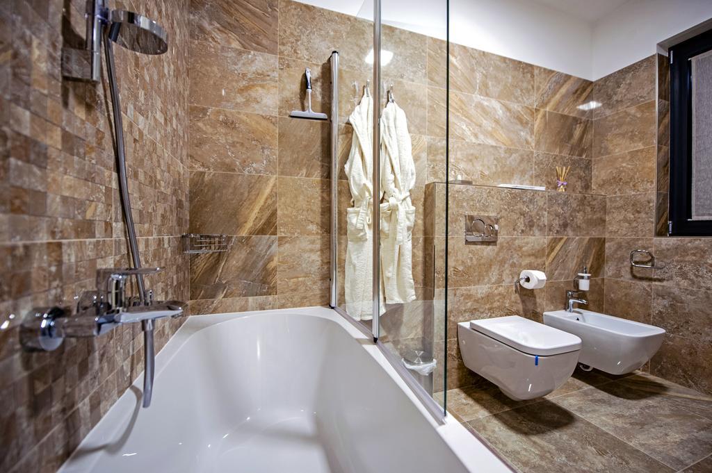 Sunset Luxury Apartment Rovigno Esterno foto