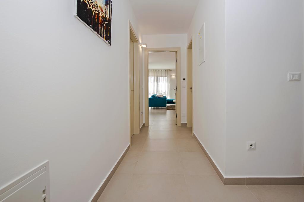 Sunset Luxury Apartment Rovigno Esterno foto