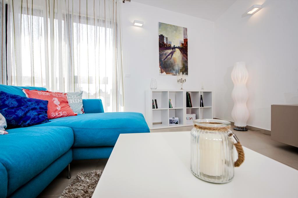 Sunset Luxury Apartment Rovigno Esterno foto